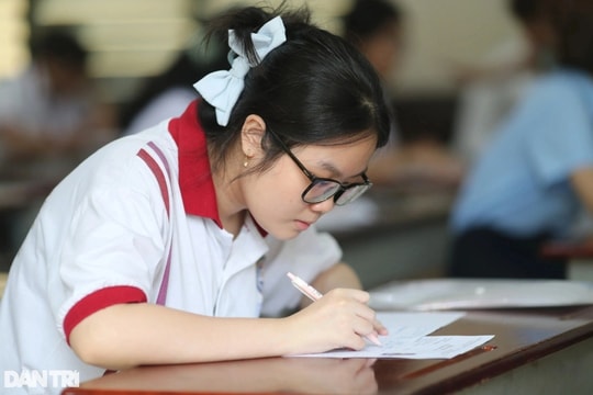 Trường ĐH Khoa học Tự nhiên tăng học phí, “xóa sổ” hơn 10 tổ hợp