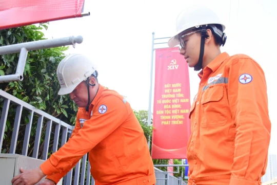 EVNHANOI đảm bảo điện phục vụ Đại hội XIV của Đảng