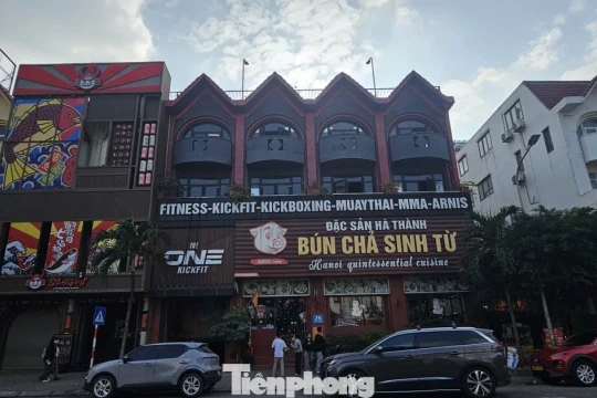 Diễn biến mới khu ‘Làng Việt kiều châu Âu’ méo mó, nhếch nhác vì vi phạm xây dựng