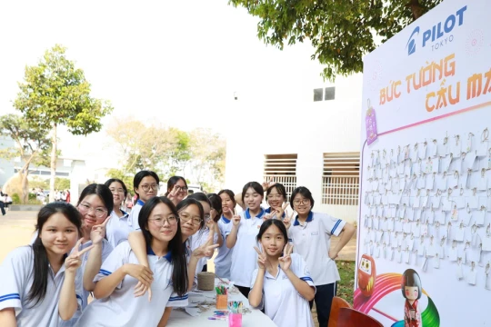 Từ những hành trình cảm xúc đến trang văn học trò tại Giải Sao Khuê