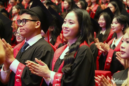 Một trường đại học chi hơn 1,5 tỷ đồng lì xì Tết sớm cho sinh viên