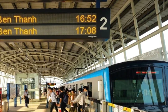 TPHCM và những dấu ấn từ nhiệm kỳ 'vượt sóng'