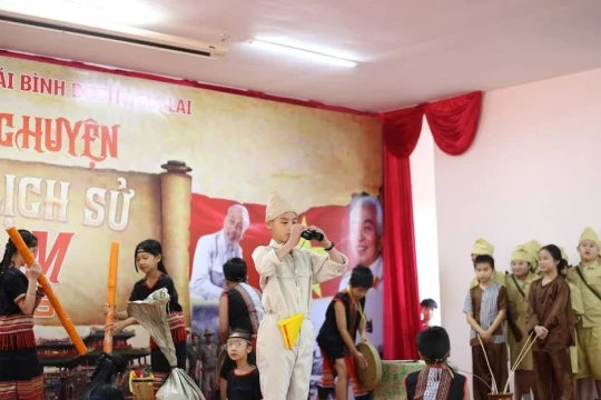 Rộn ràng sắc Xuân, lan tỏa niềm tin trước thềm Đại hội XIV của Đảng