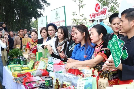 Giảm nghèo giai đoạn 2026–2035: Đẩy mạnh ứng dụng công nghệ cao, chuyển đổi số