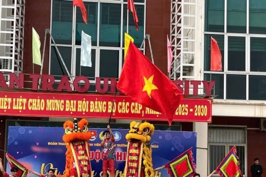 Sinh viên Tuyên Quang sôi động chào mừng Đại hội XIV của Đảng