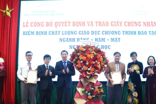 Trường Y Dược - ĐH Đà Nẵng có thêm 2 chương trình đào tạo đạt kiểm định chất lượng giáo dục