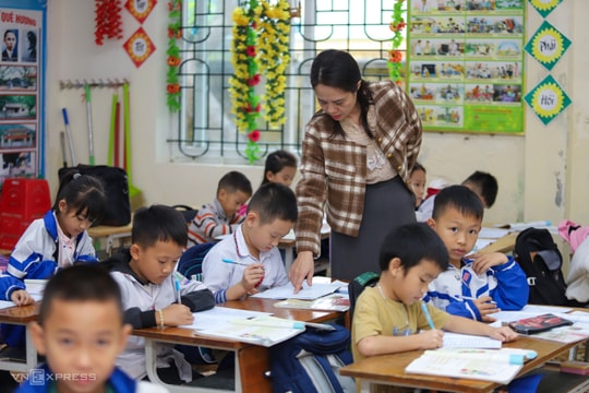 Bộ Tài chính trả lời về thưởng Tết cho giáo viên hợp đồng