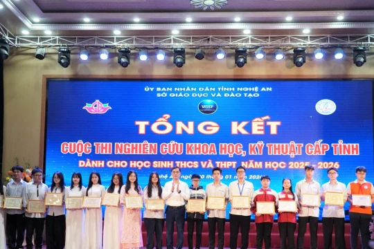 Hơn 100 dự án đạt giải cuộc thi khoa học kỹ thuật dành cho học sinh Nghệ An