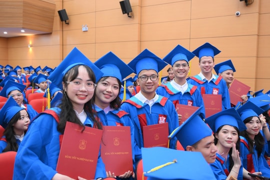 Bảng xếp hạng đại học khối Sức khỏe 2026: 2 trường vượt qua Y Hà Nội