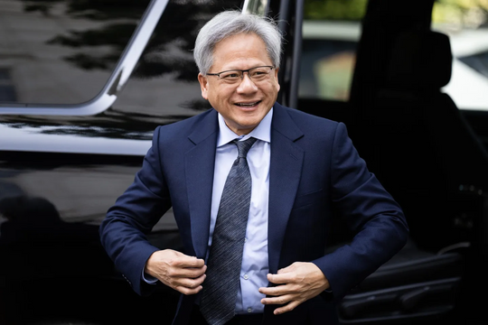 CEO Nvidia mong sinh viên phải trải qua nhiều đau khổ và gian nan