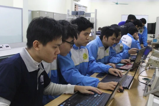 Hình thành nền giáo dục hiện đại