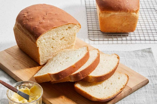 Bác sĩ gợi ý 3 cách ăn bánh mì giúp giảm nguy cơ ung thư