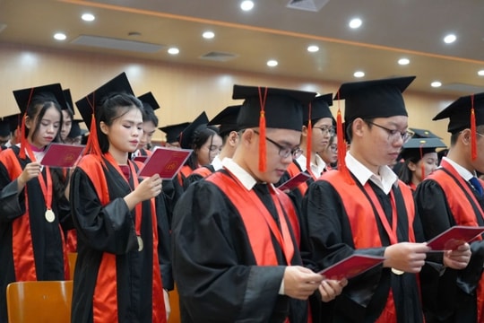 Đại học Y Dược TP HCM siết đầu vào bác sĩ nội trú