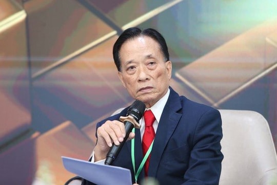 Giá vàng phá đỉnh có nên chốt lời để đầu tư bất động sản, chuyên gia tiết lộ kịch bản ít người ngờ tới