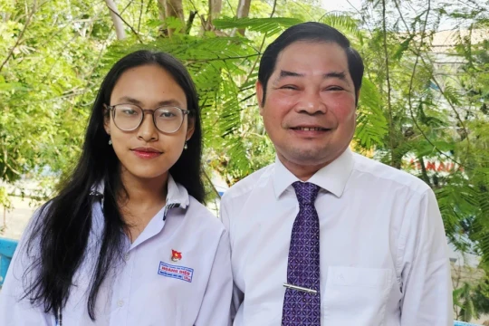 Nữ sinh Cần Thơ và hành trình chinh phục môn Lịch sử