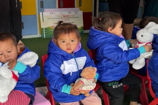 Hành trình của những trái tim chở mùa xuân 'về miền ban trắng'