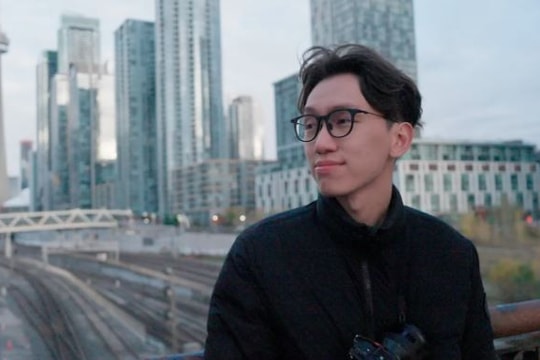 Bỏ đại học, chàng trai 25 tuổi kiếm hơn 1 triệu USD/năm, giúp bố mẹ nghỉ hưu sớm