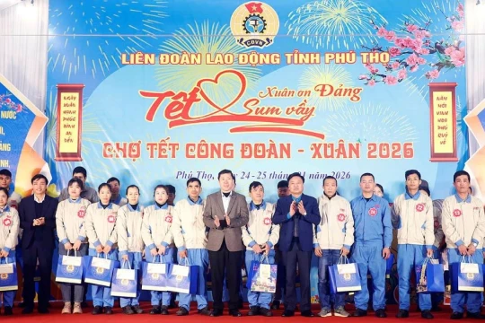 Phú Thọ tổ chức chương trình ‘Tết sum vầy - Xuân ơn Đảng’ cho người lao động