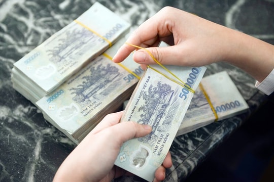 Nhận thưởng Tết 2026 bao nhiêu phải đóng thuế thu nhập cá nhân?