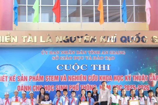 An Giang trao 203 giải Cuộc thi Nghiên cứu KHKT dành cho học sinh phổ thông
