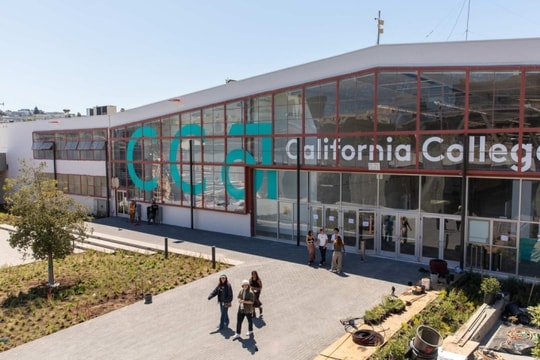 Đại học hơn 100 tuổi ở California giải thể vì thiếu sinh viên