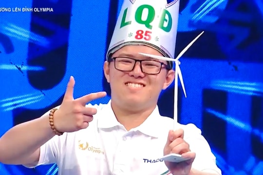 Nam sinh Khánh Hòa giành vé đầu tiên vào chung kết Olympia