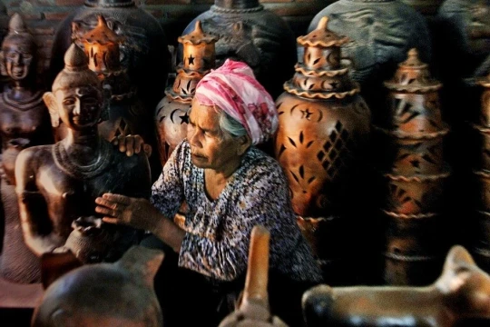 Xây dựng Báo cáo quốc gia về di sản Nghệ thuật làm gốm của người Chăm