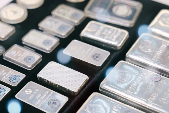 Lợi nhuận ảo, rủi ro thật từ 'chợ đen' kim loại quý