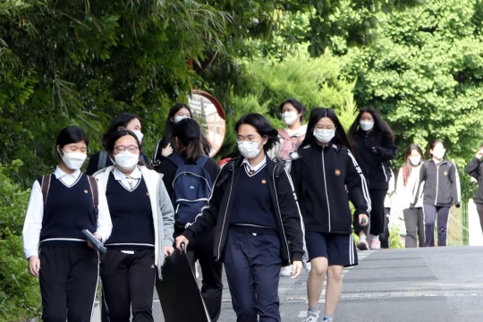 Sinh viên Hàn Quốc thay đổi cách chọn trường