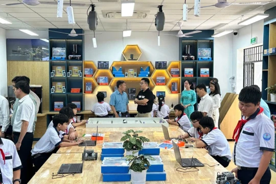 Hai trường học ở Đồng Nai có phòng thực hành STEM đạt chuẩn quốc tế