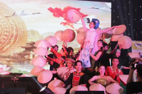 Xuân hội tụ, tỏa sáng cùng sinh viên Trường Đại học Kiên Giang