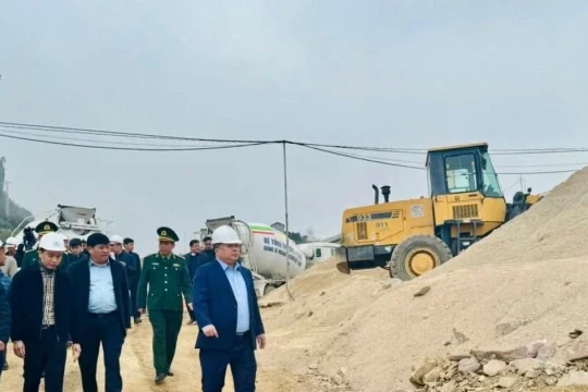 Tuyên Quang gỡ khó, thúc tiến độ xây dựng trường liên cấp vùng biên xã Xín Mần