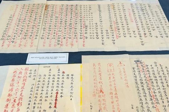 Giá trị đặc biệt của châu bản triều Nguyễn có bút phê của nhà vua