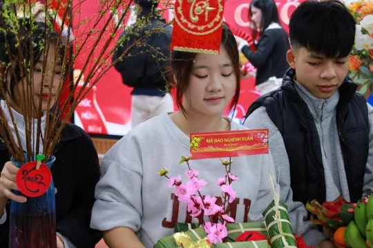 Bồi đắp năng lực hội nhập cho sinh viên từ giao lưu Văn hóa Quốc tế