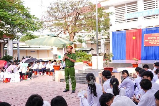 Ngăn chặn, đẩy lùi bạo lực học đường