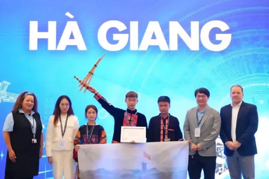 Giáo dục STEM Tuyên Quang gặt hái thành công tại VEX Robotics 2026