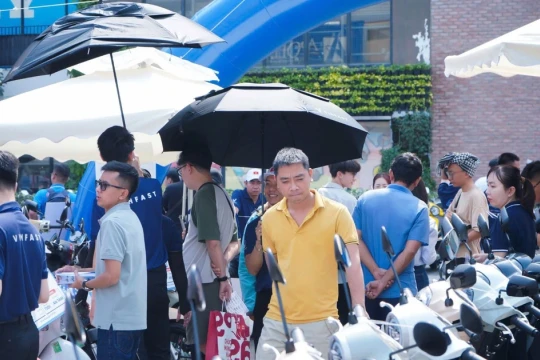 Chuỗi 'Đổi xăng lấy điện' lan tỏa khắp 3 miền: Khách hàng 'xem - thử - chốt'