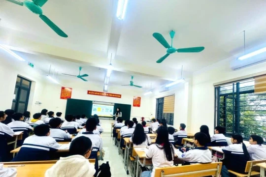 Người truyền lửa đam mê Tiếng Anh ở Trường THCS Tân Dân, tỉnh Phú Thọ