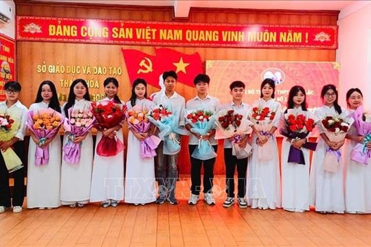 Bồi đắp lý tưởng cho thế hệ trẻ​