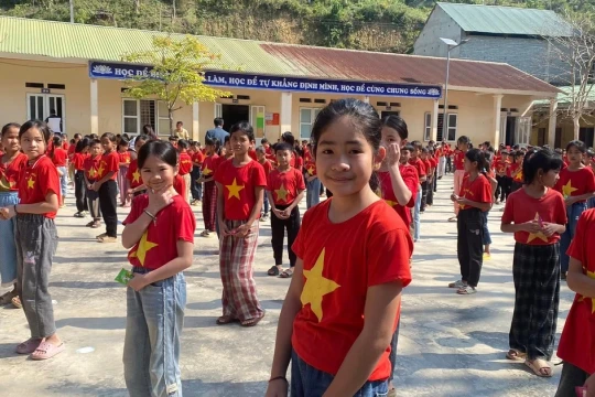 Trường vùng cao giữ vững sĩ số dịp Tết