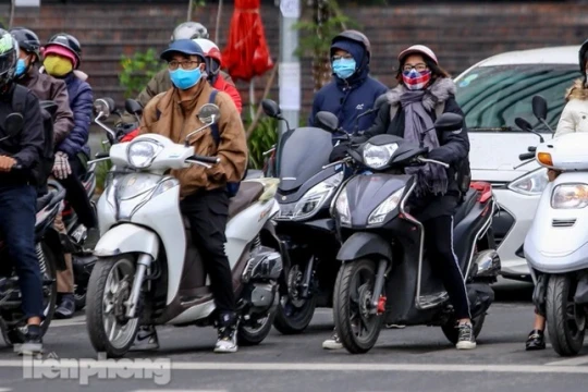 Miền Bắc hửng nắng trước khi đón mưa liên tục