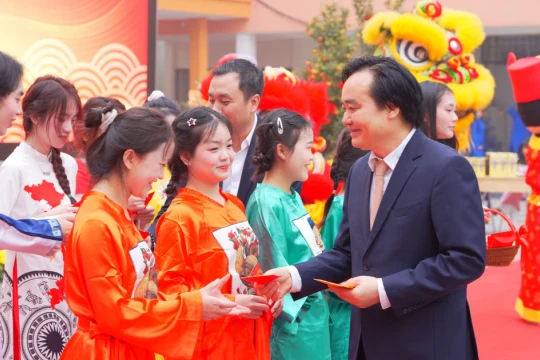 Tăng cường gắn kết và tinh thần sẻ chia nhân dịp đón Xuân mới