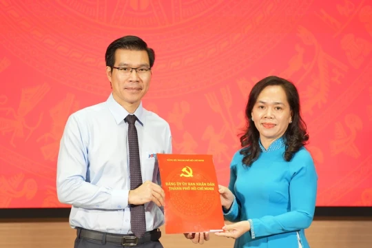 PGS.TS Trần Trọng Đạo giữ chức Bí thư Đảng ủy Trường Đại học Tôn Đức Thắng