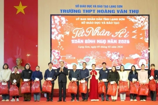 Chung tay để thầy và trò đều có Tết đầm ấm, trọn vẹn