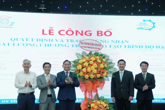 Trường ĐH Kiên Giang có thêm 2 chương trình đạt chuẩn kiểm định chất lượng