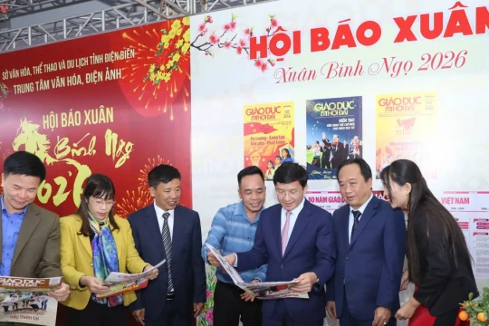 Báo GD&TĐ giới thiệu nhiều ấn phẩm đặc sắc tại Hội Báo Xuân Điện Biên 2026