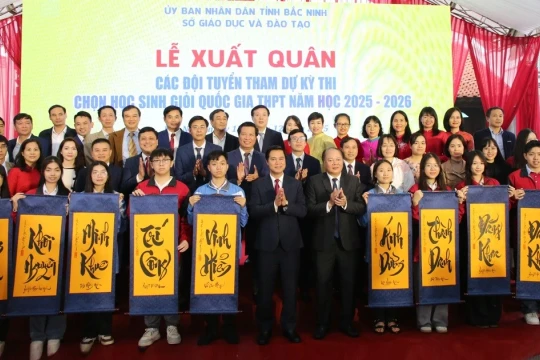 Phát triển học sinh mũi nhọn: Hợp nhất để phát triển mạnh hơn