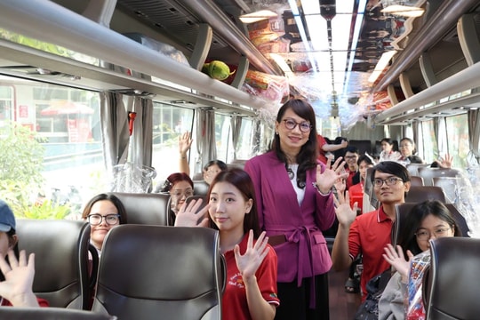 Sinh viên ở lại ký túc xá đón Tết được tặng 1 triệu đồng