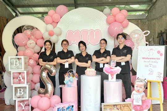 Sinh viên dùng AI giải bài toán cá nhân hóa trong ngành tổ chức sự kiện