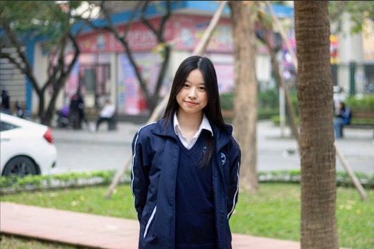 Nữ sinh sống gần 10 năm ở Nhật là thủ khoa học sinh giỏi quốc gia